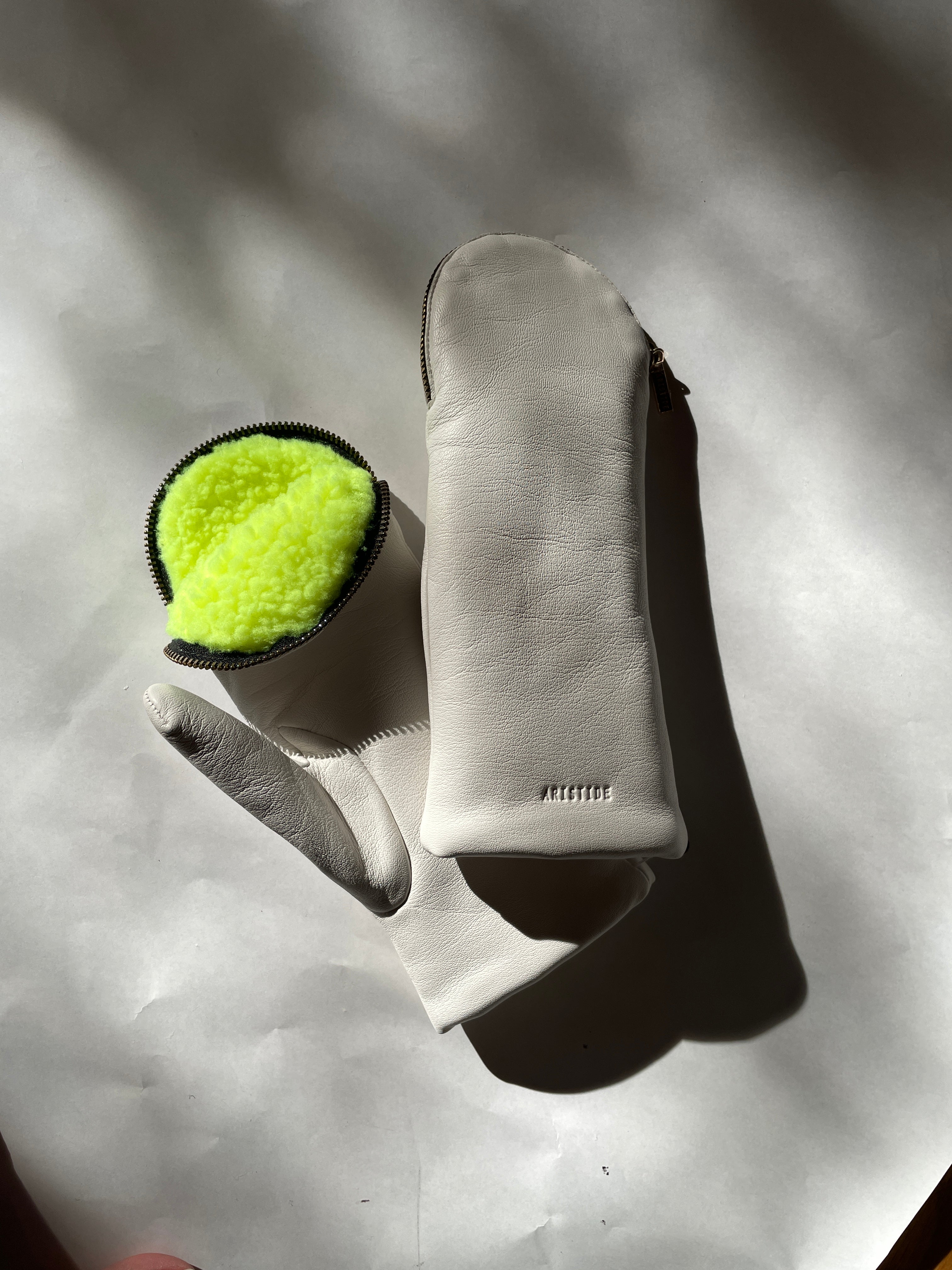 FLEECE LAMBSKIN MITTENS