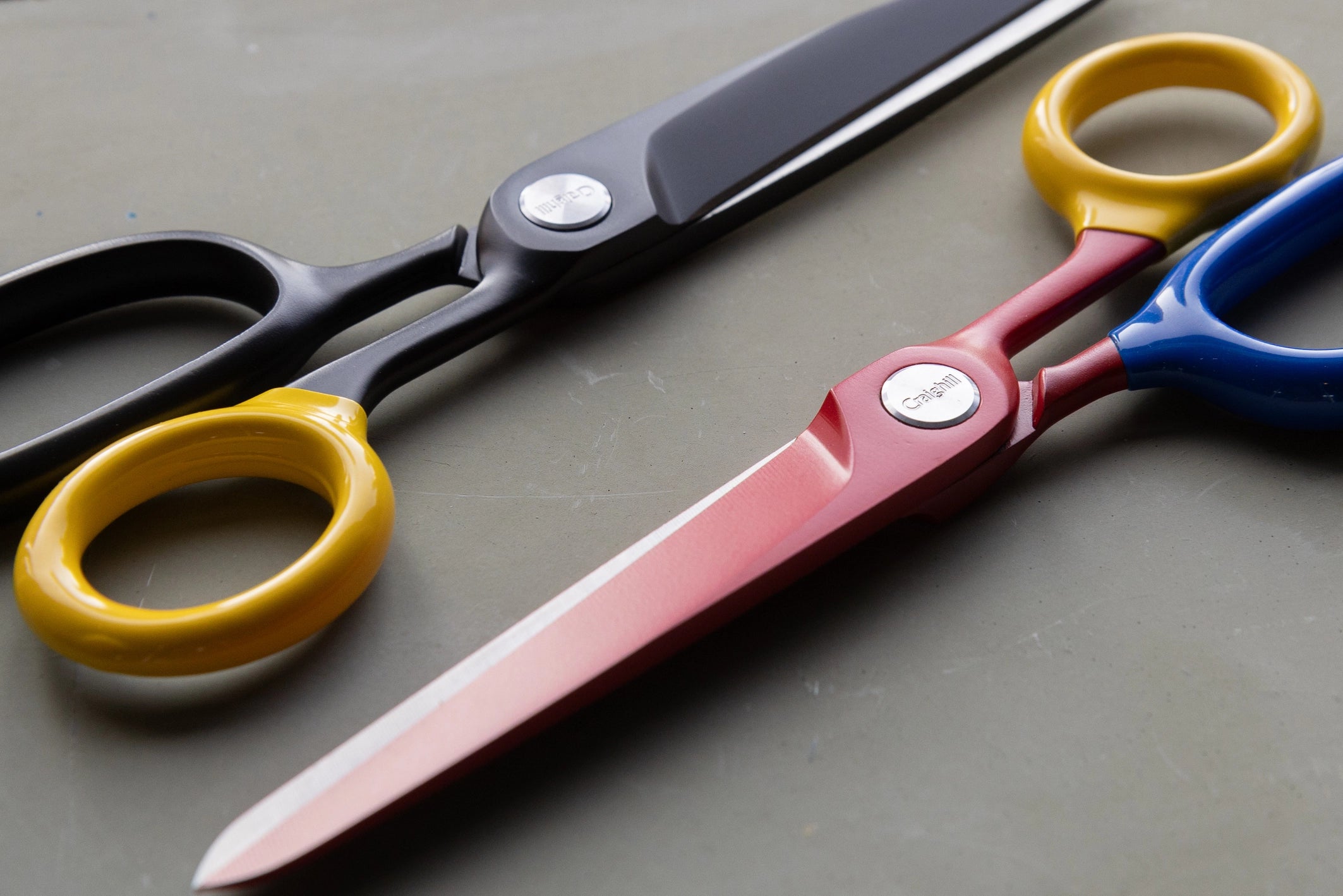 CHROMA SCISSORS