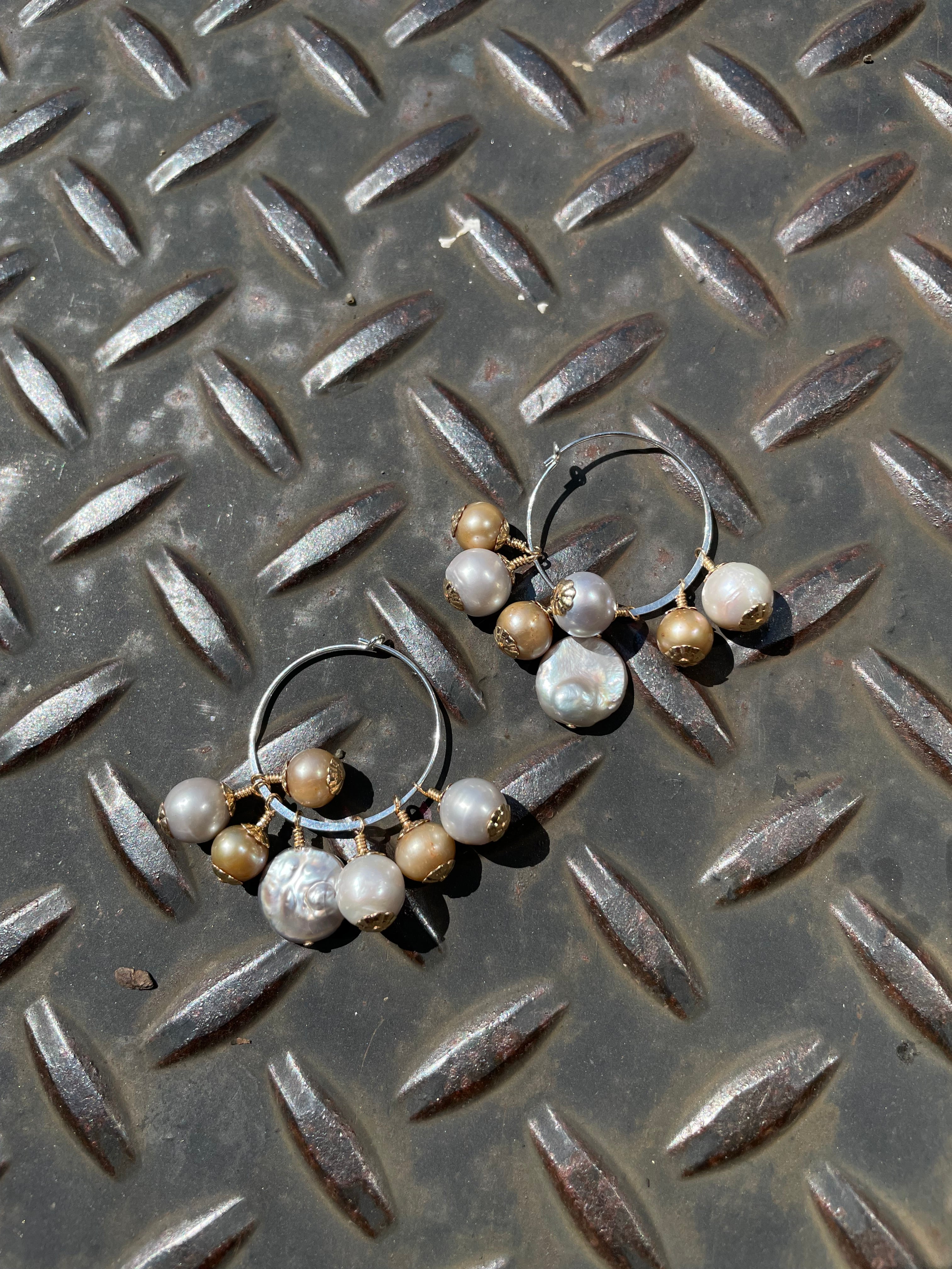 7th PEARL HOOP EARRINGS