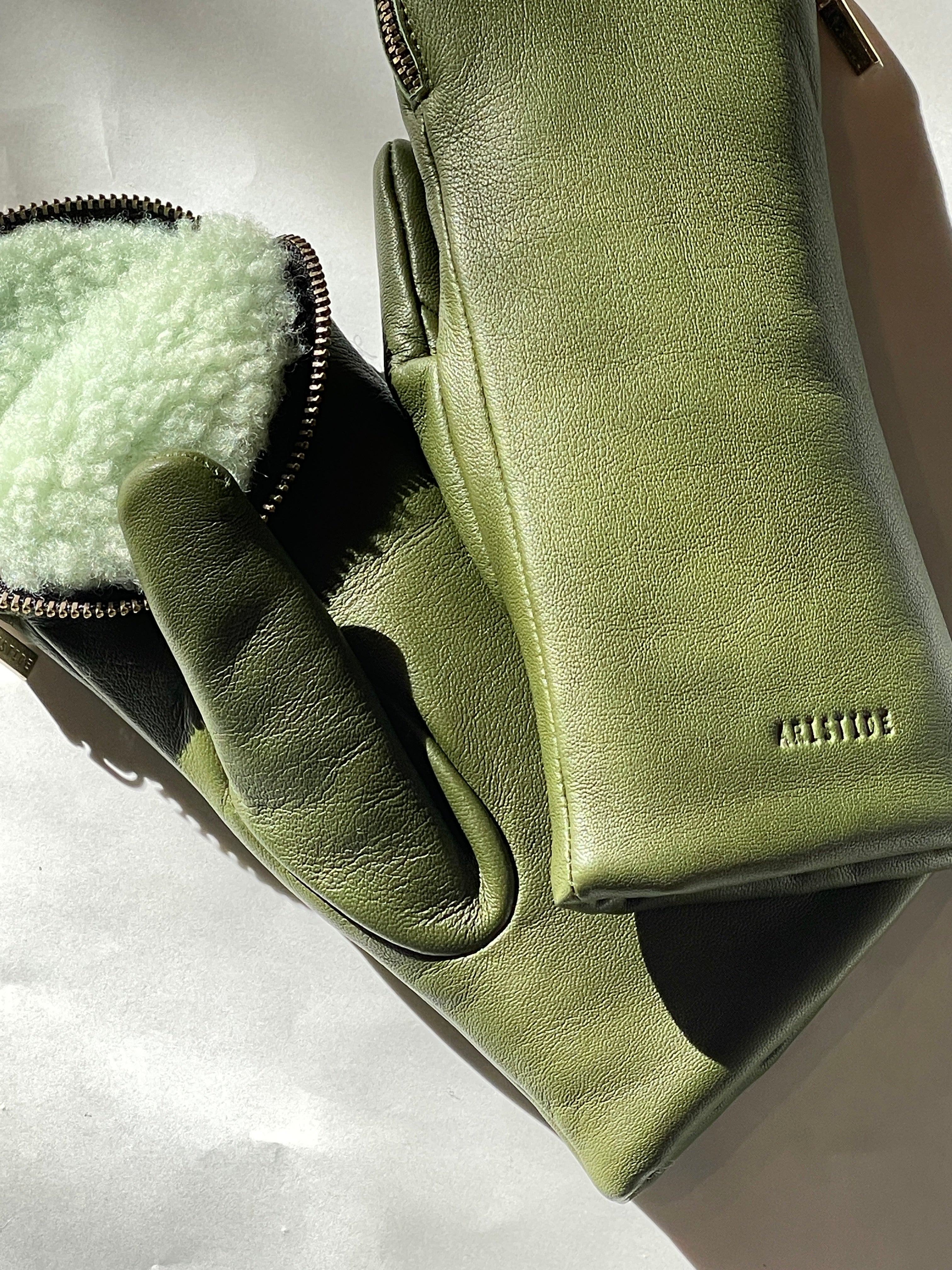 FLEECE LAMBSKIN MITTENS