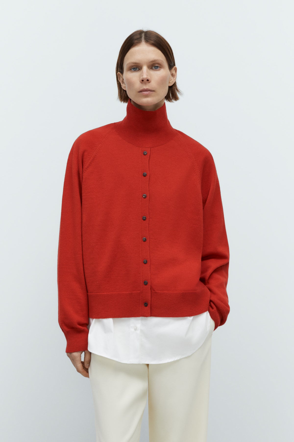 MERINO WOOL BUTTON SWEATER
