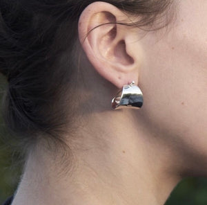 CONCAVE PIN EARRINGS