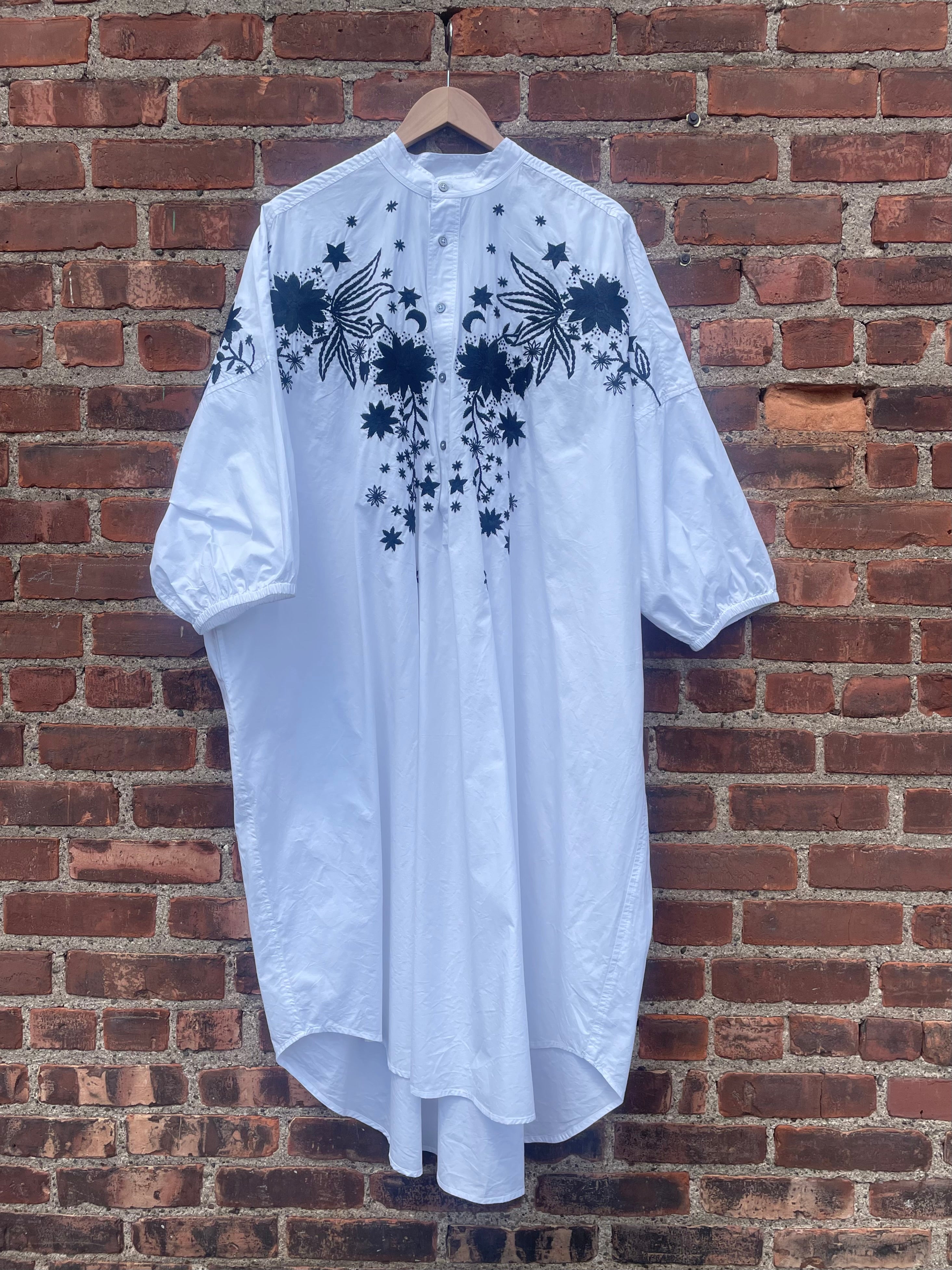 SCATTERED DAISIES LONG KAFTAN