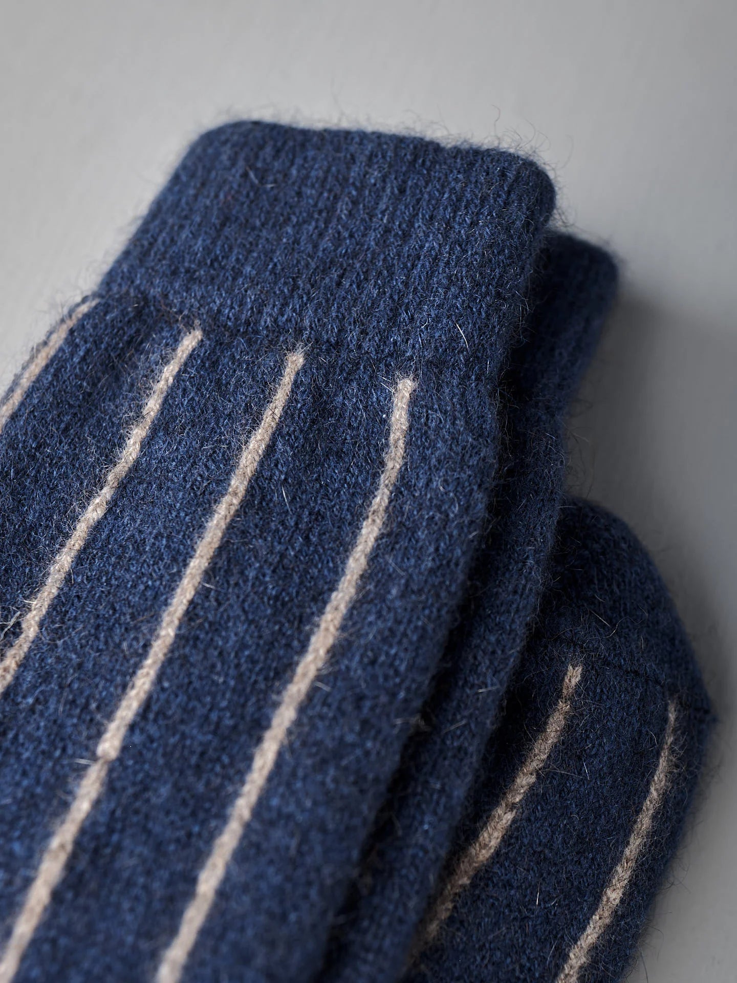 STRIPED SIGNATURE SOCKS