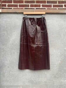 PATENT LEATHER SKIRT