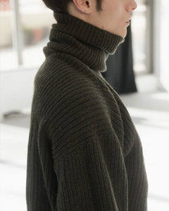 MEA TURTLENECK