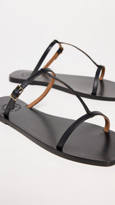 GUALDO FLAT SANDAL