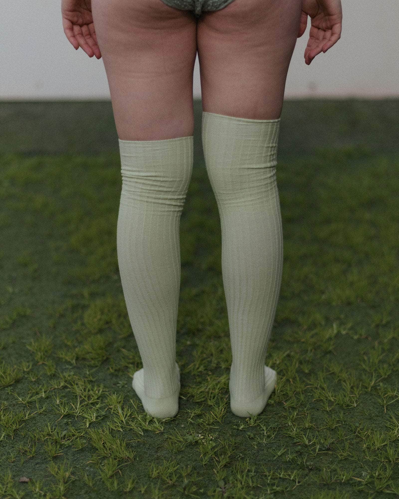 OVERKNEE SOCKS