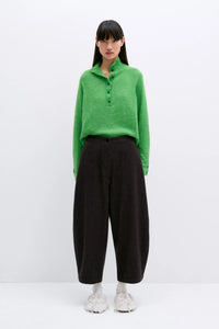 WOOL CURVED PANTS