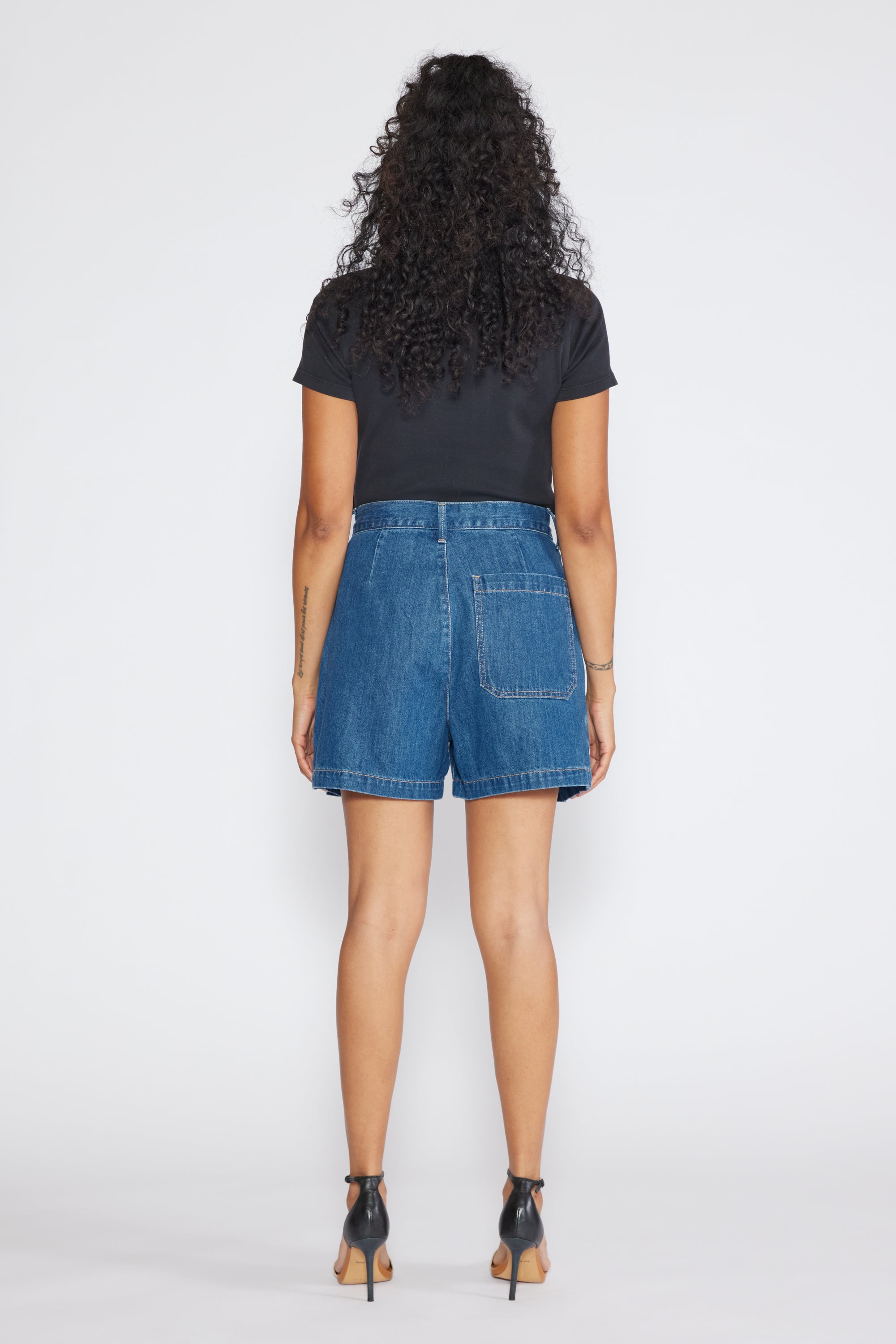 MAX PLEATED SHORT