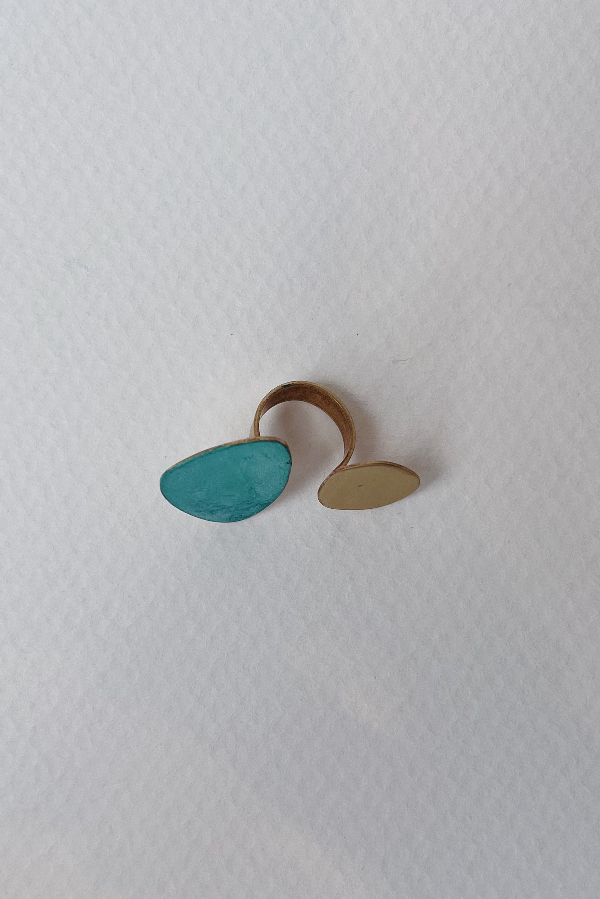 TWO PEBBLES RING