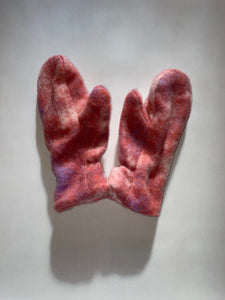 WOOLY MITTENS